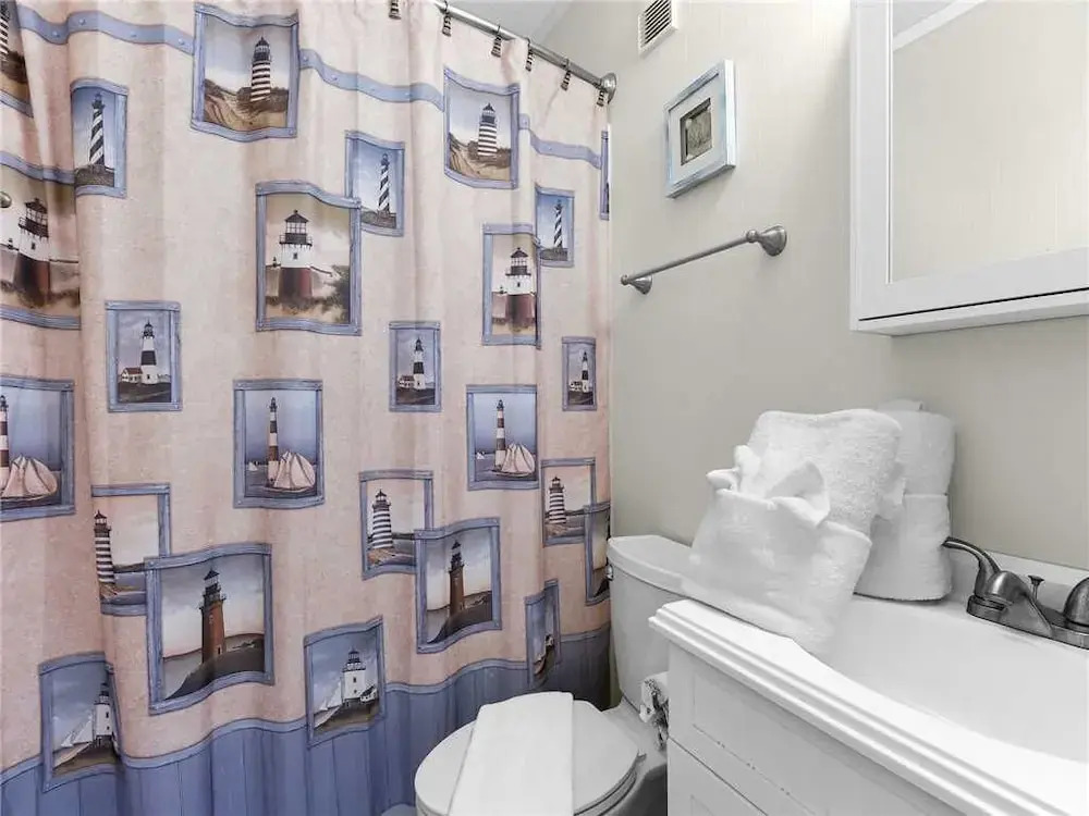 Beach & Tennis Admirals Row 226 - Two Bedroom Condo