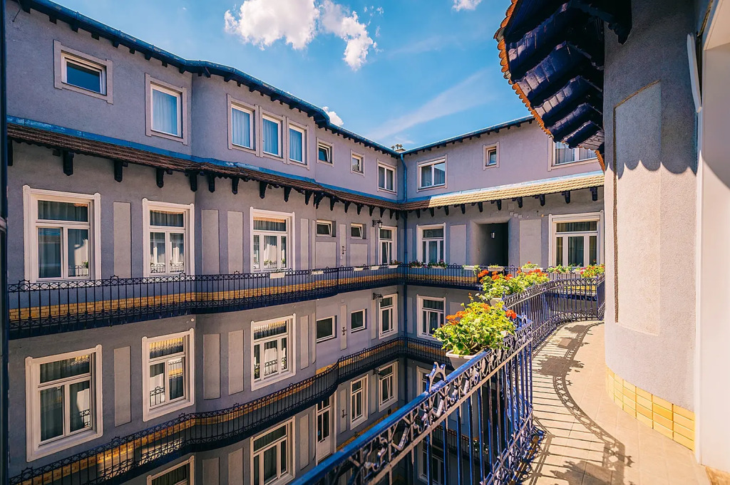 Baross Hotel by Mellow Mood Hotels