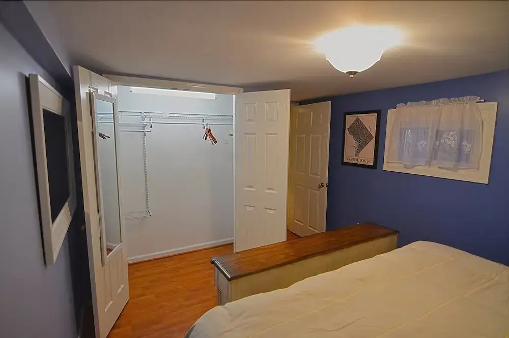 716 Northeast Apartment #1045 - 1 Br Apts