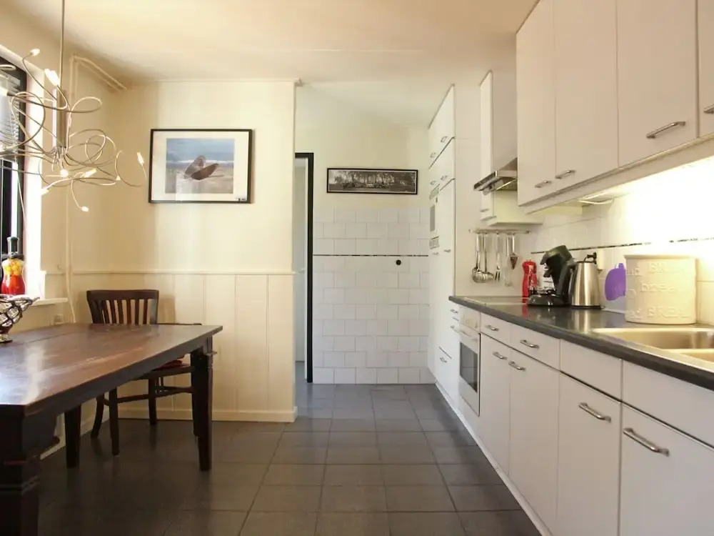 Spacious Villa near Sea in Bergen
