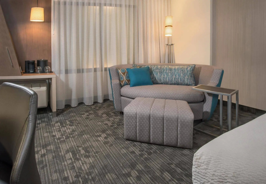 Courtyard by Marriott Appleton Riverfront