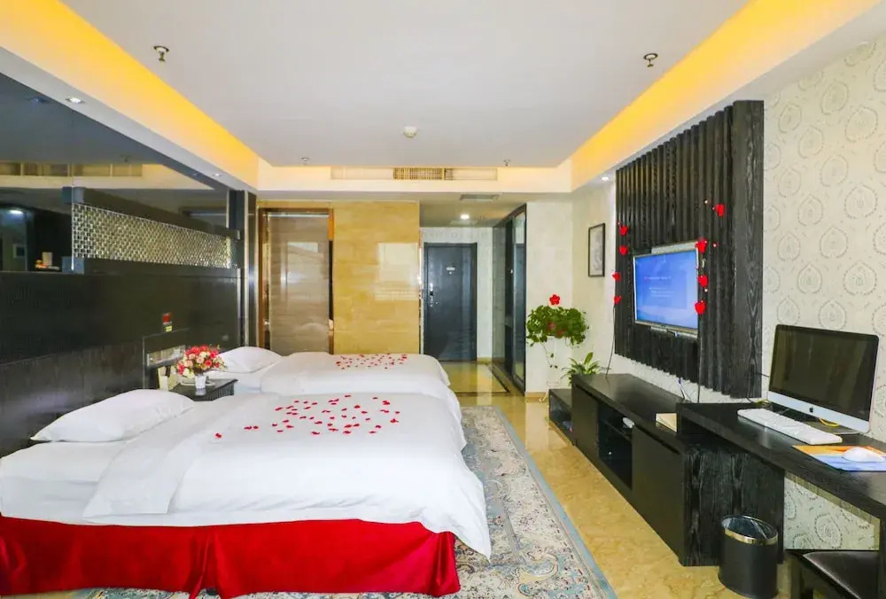 Rafael Hotel