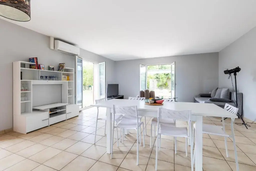 Agreable villa 6 personnes dans quartier paisible