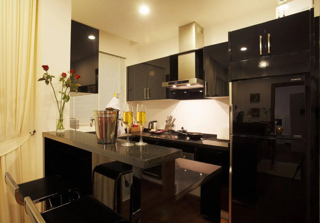 BTR Suites Hotel