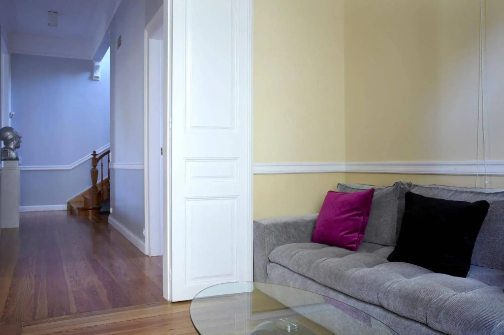 The White House in Plaka by JJ Hospitality