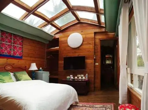 Paradise Hour B&B