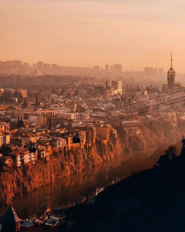 Black Sea Hotel Tbilisi