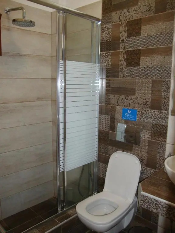 House Akis New Sarti