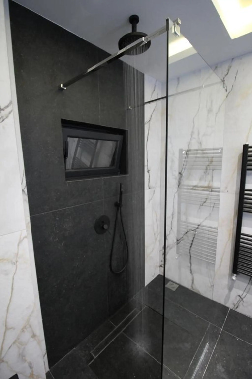 Eros - Luxurious Apartment
