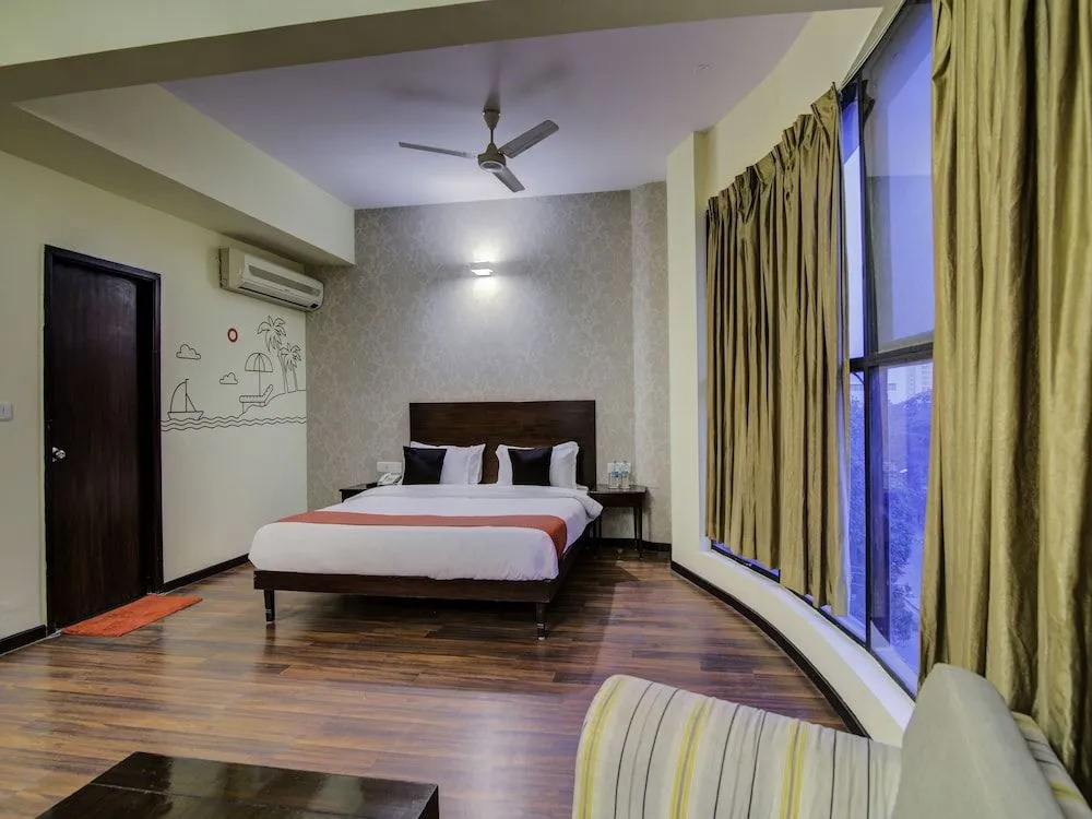 Collection O 30042 Melody Inn Whitefield
