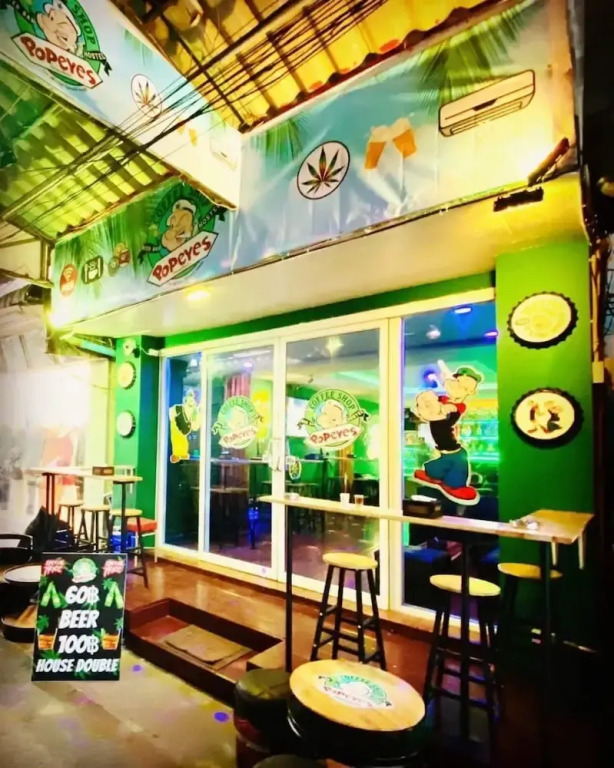 Popeyes Hostel Coffeeshop and Beer Bar