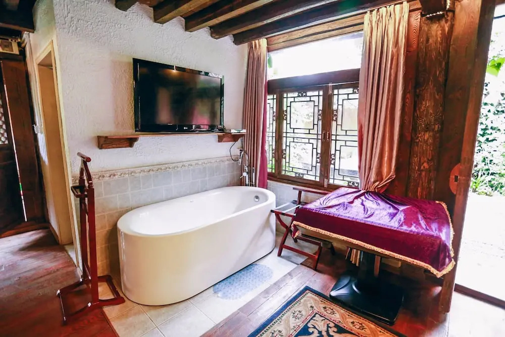 Cloudscape Boutique Inn