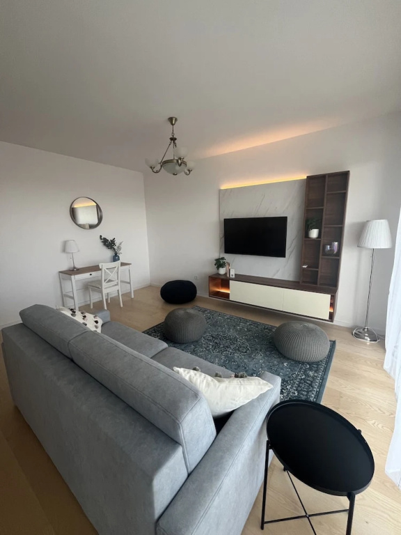 WaterFront City Apartments by FirstHost