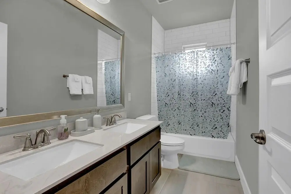 Stunning Luxury Home on Lake Lbj!