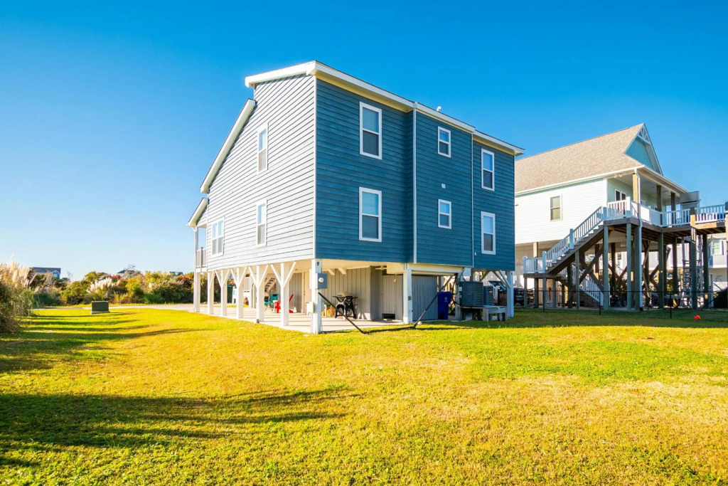 SeaSide by Oak Island Accommodations