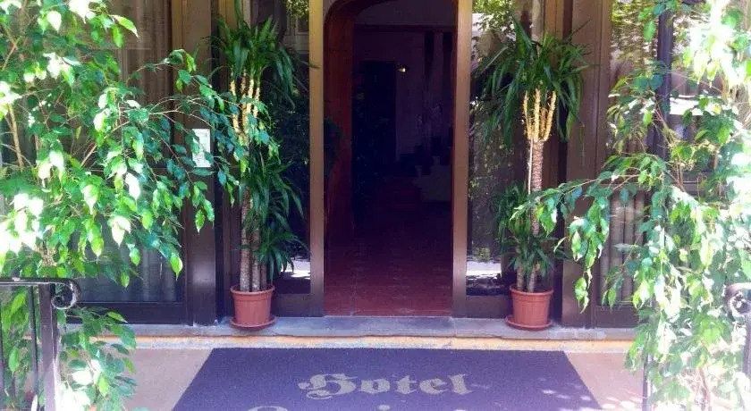 Hotel Lariana BB