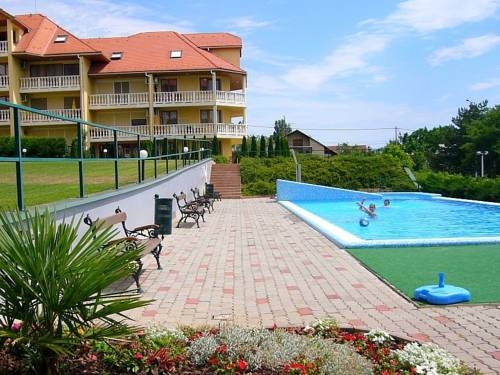 Fured Apartments