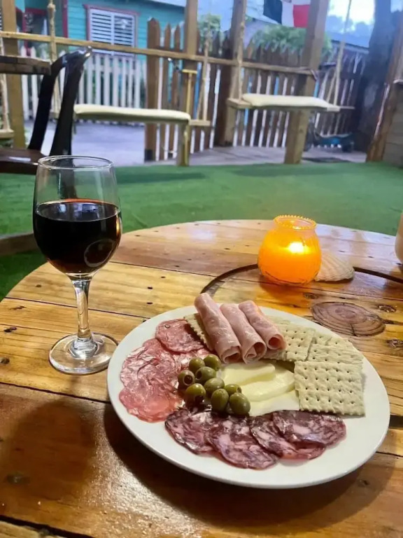 Casa Mano Juan