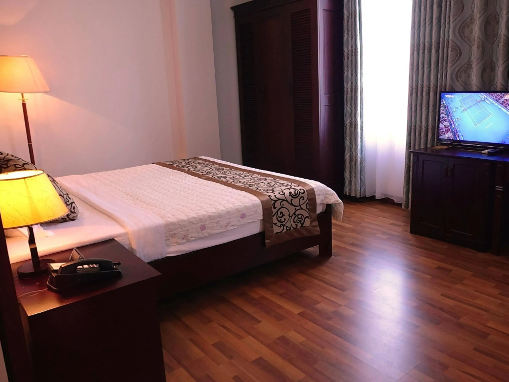 Golden Halong Hotel