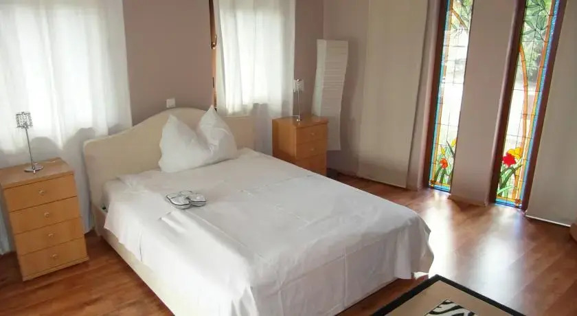 Nadins Guesthouse