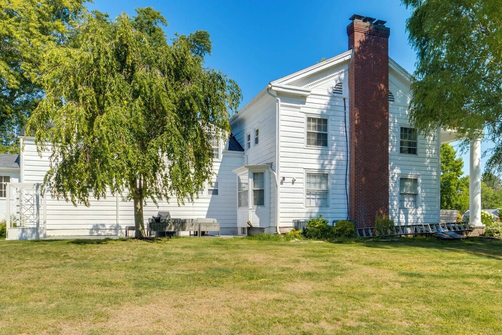 Near Lake Erie, Harbor & Parks: Conneaut Getaway!