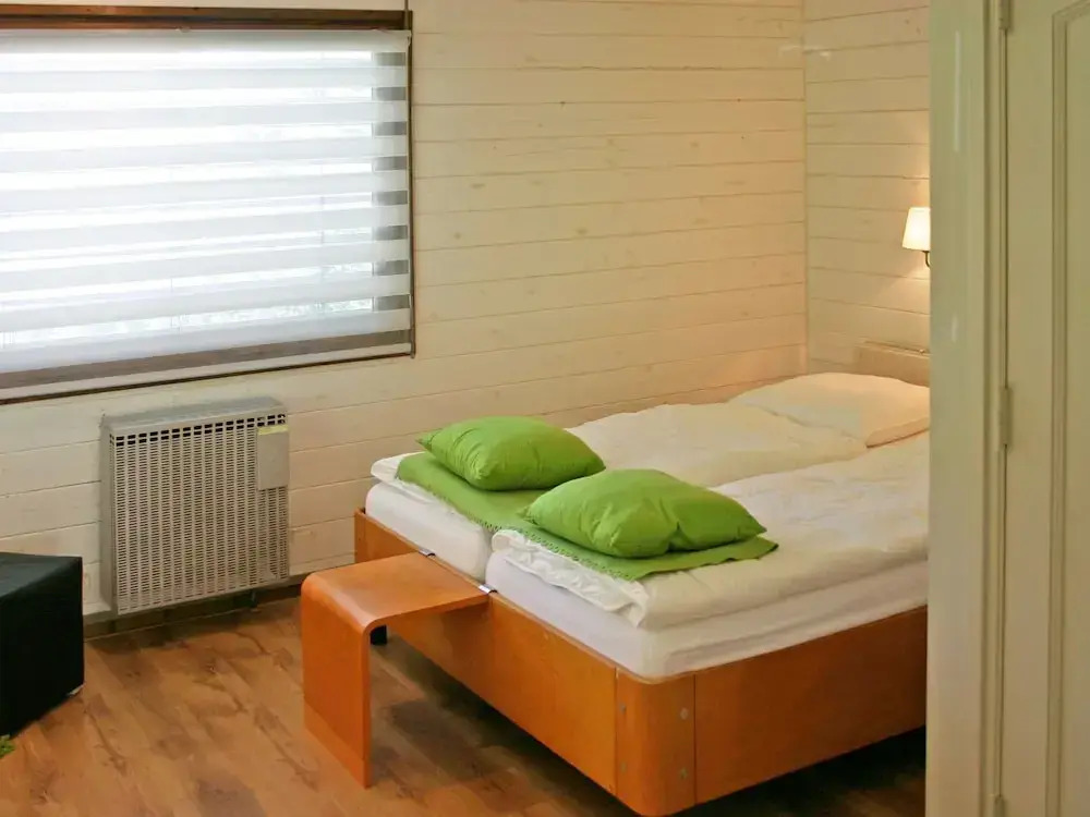 Tidy Chalet With a Microwave, in the Achterhoek