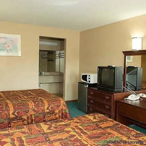 Clover Motel Maple Shade