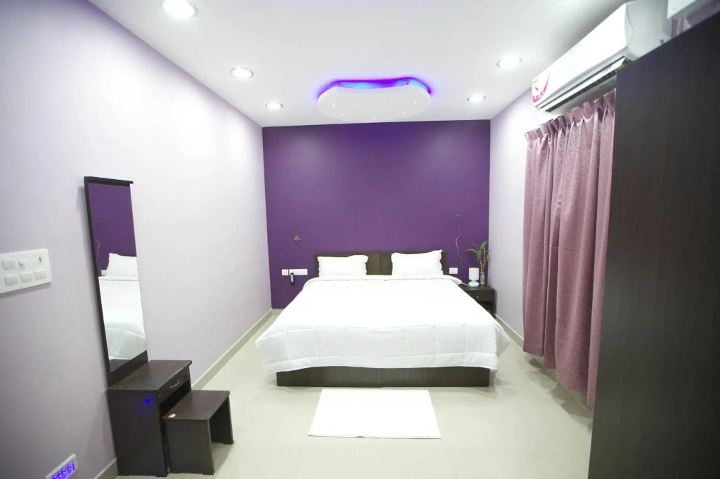 Max Classic Serviced Apartment