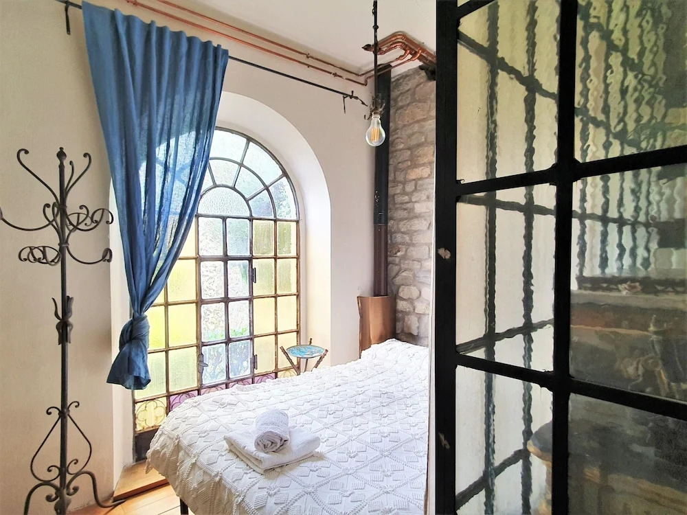 Spacious villa in Cortona with private pool