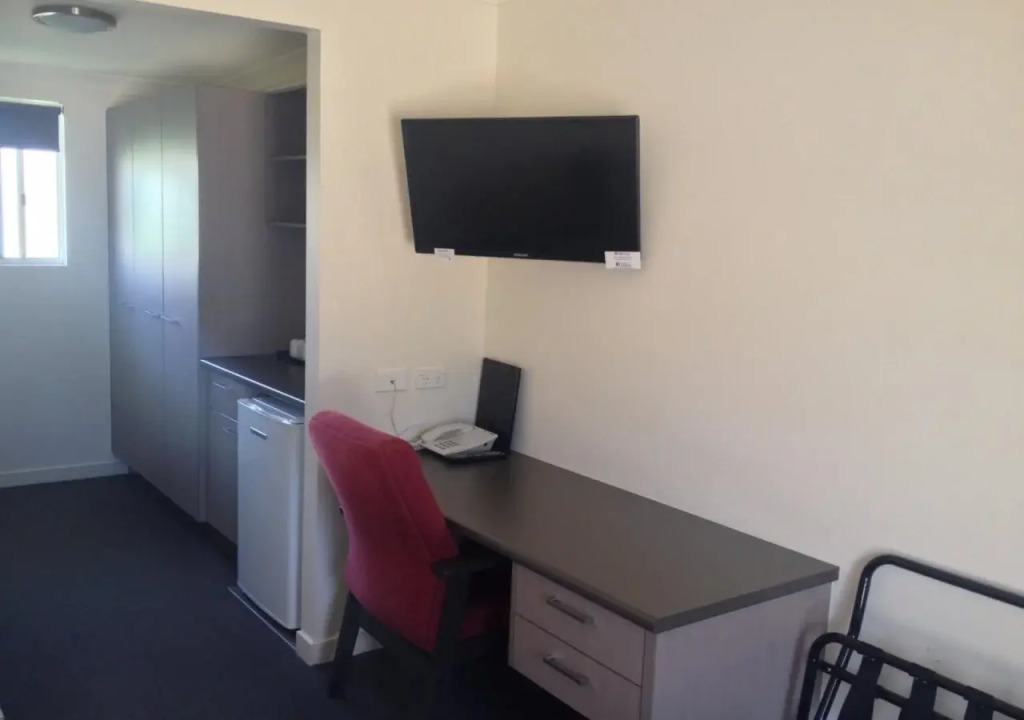 Dooleys Tavern & Motel Springsure