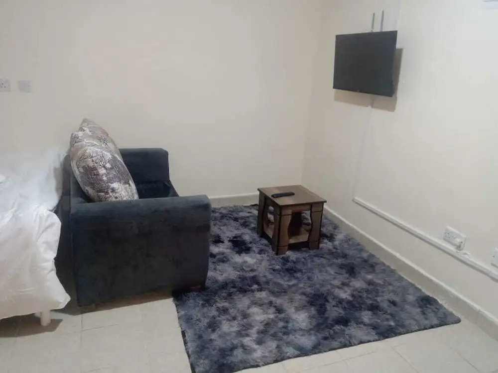 Lux Suites L&N Apartments Utawala