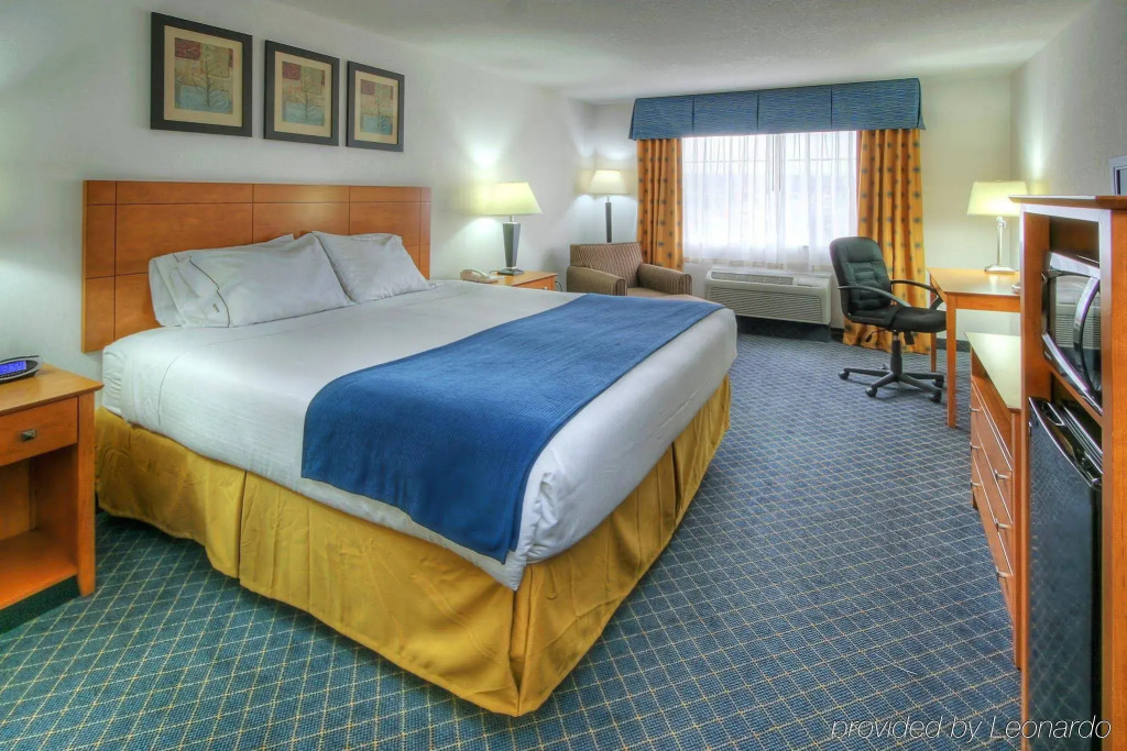 Holiday Inn Express