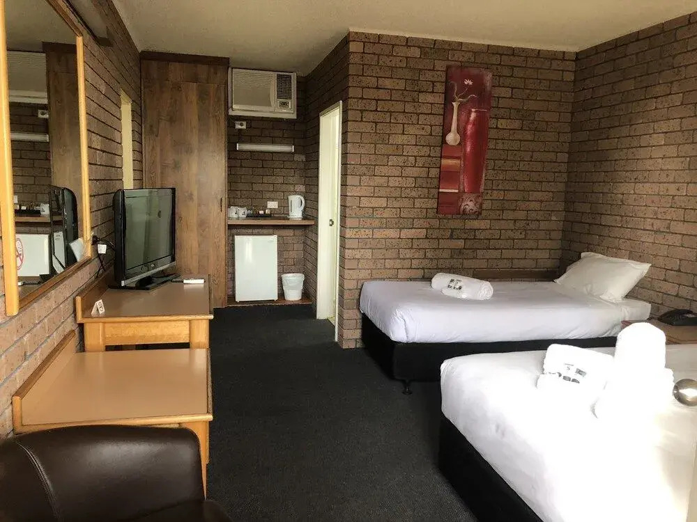Cessnock Vintage motor inn