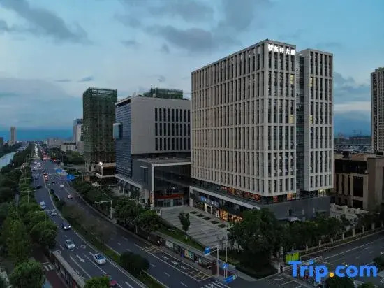 Yiju Life Hotel (Ningbo Dongbu Xincheng International Convention Center)