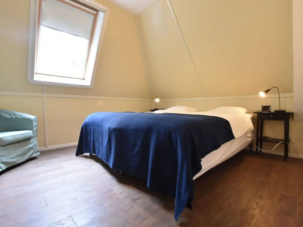 Semi-detached Holiday Home With Petting Zoo, Mini Golf and Playground in Enter