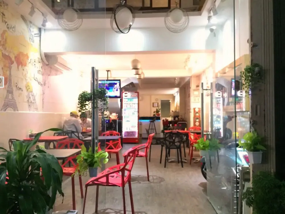 The Lily Hostel and Coffee