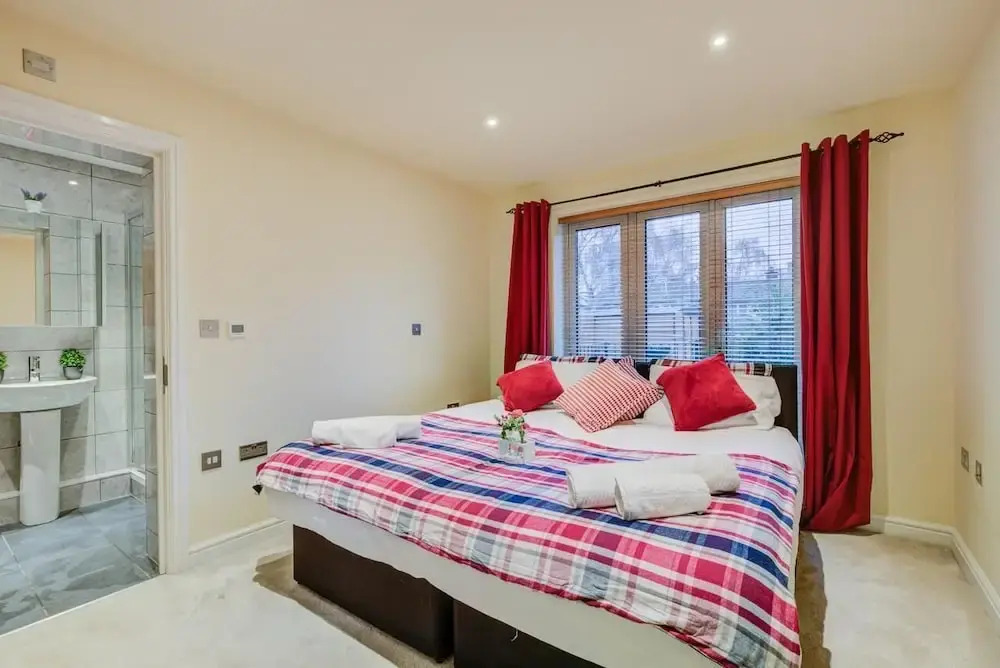 Mill Cross Apartments