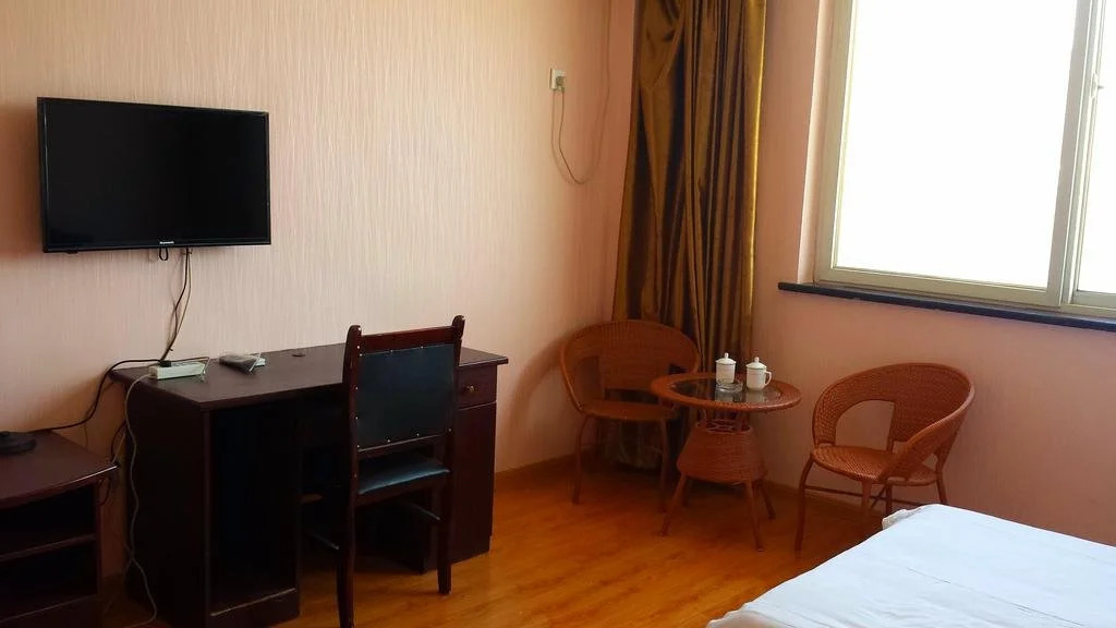 Millennium Express Hotel (Shandong Aviation College)