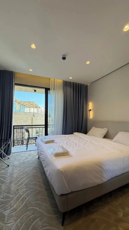 203 Tara-jre Jabal Al Lweibdeh With Stunning View
