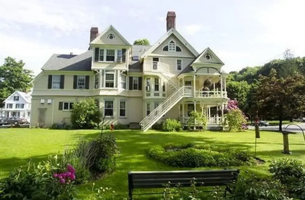 Wainwright Inn