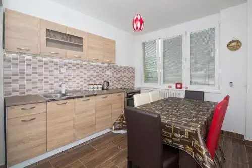 DOM Boutique Apartments - Old Town