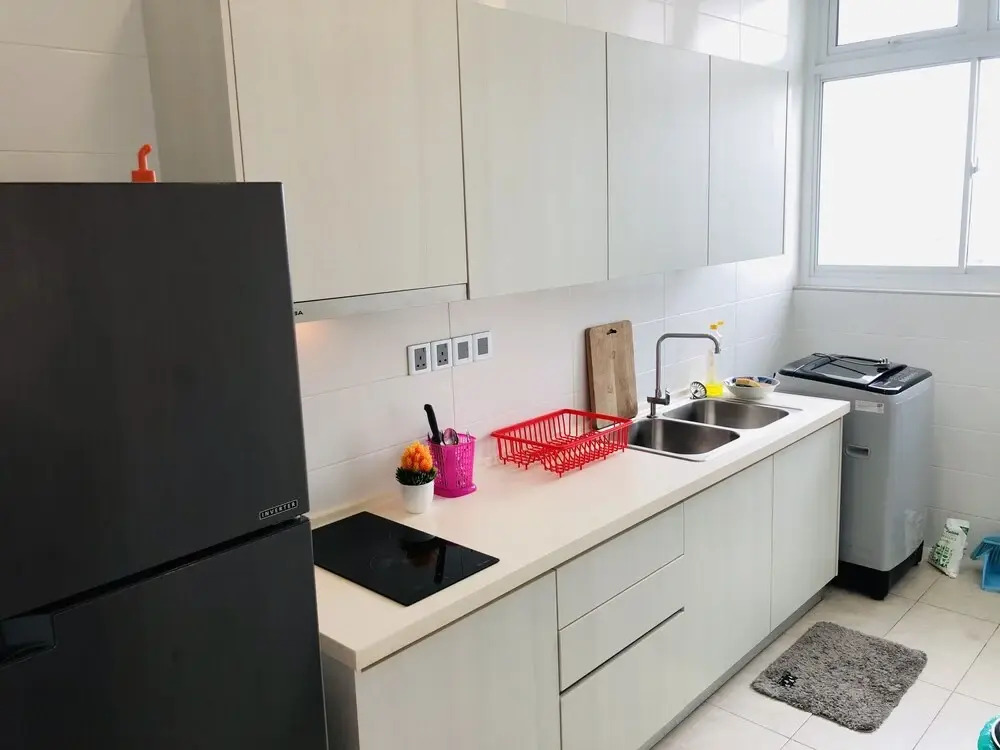 Paragon Suite Homestay by Antlerzone