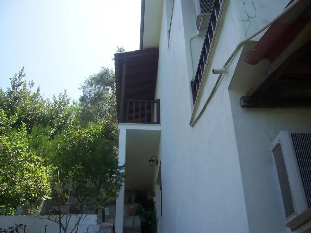 Milina Apartments