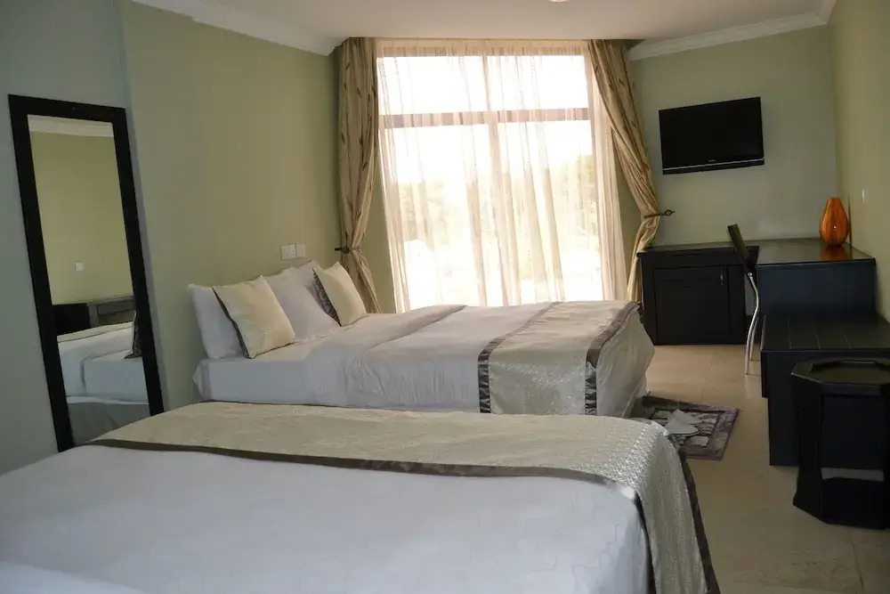 Panone Hotel Chekereni