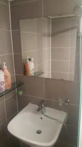 Able Guesthouse Hongdae 2