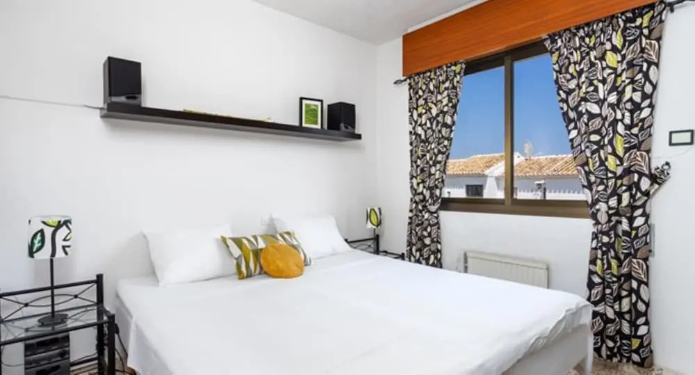 Apartment - 2 Bedrooms with Pool and WiFi - 107885