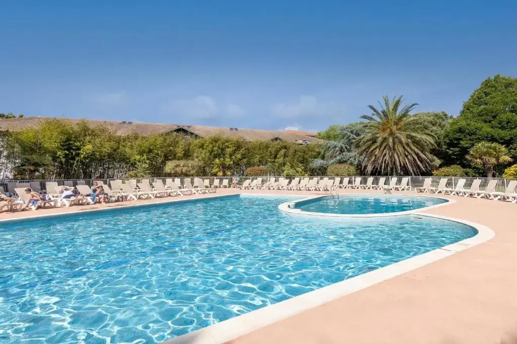 Doré Appartement T1bis avec piscine