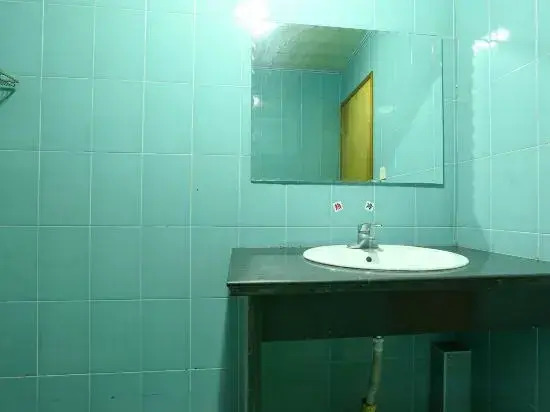 Changxing Zhenxu Hotel