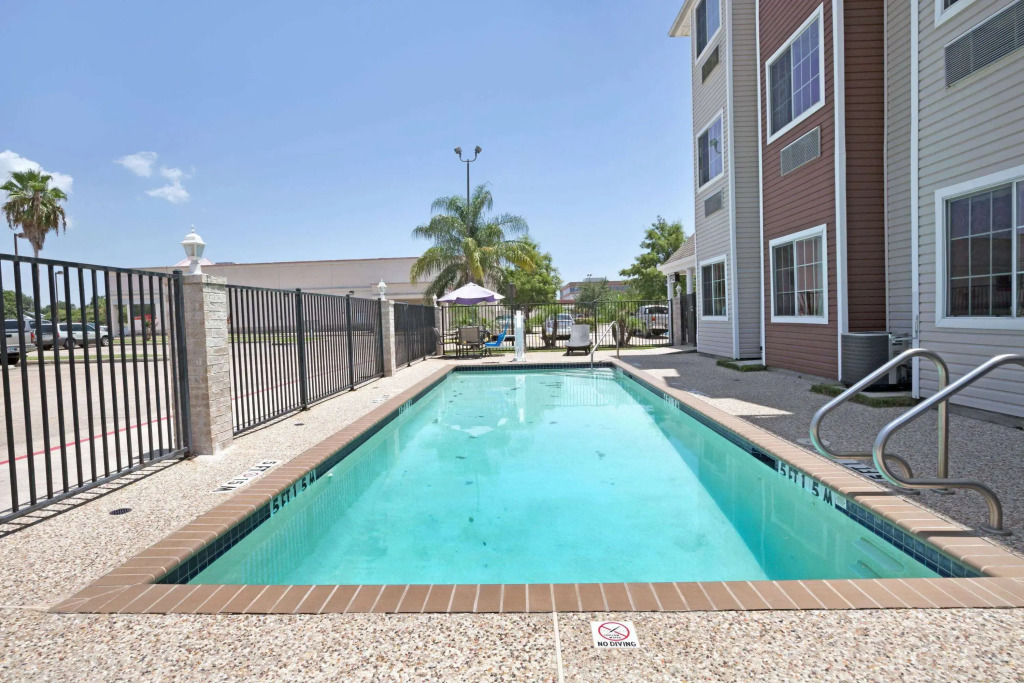 Microtel Inn & Suites by Wyndham Houston/Webster/Nasa/Clearlake