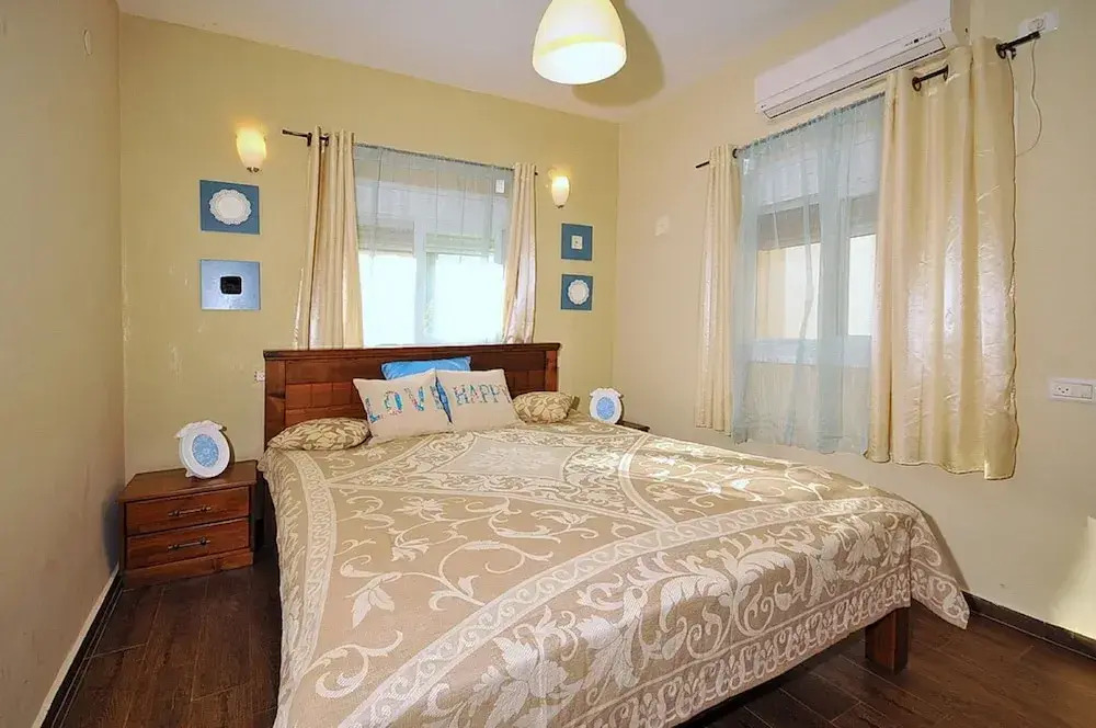 Mul Kineret Suites